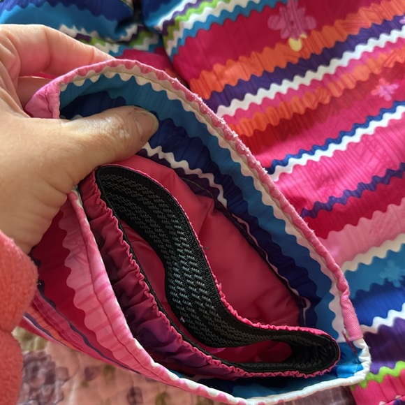 Obermeyer snow/ski beds pink multi pattern size 3T - Picture 6 of 7